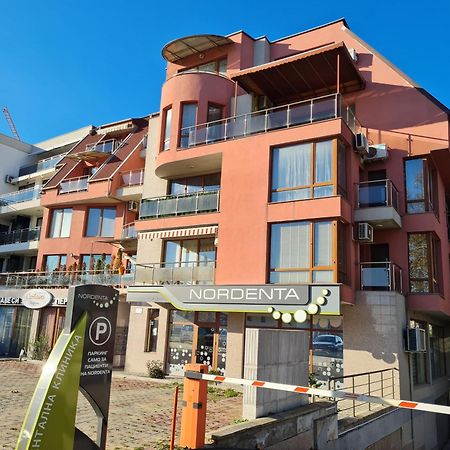Black Sea Brееze Apartment Varna Extérieur photo